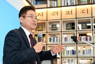 제    목